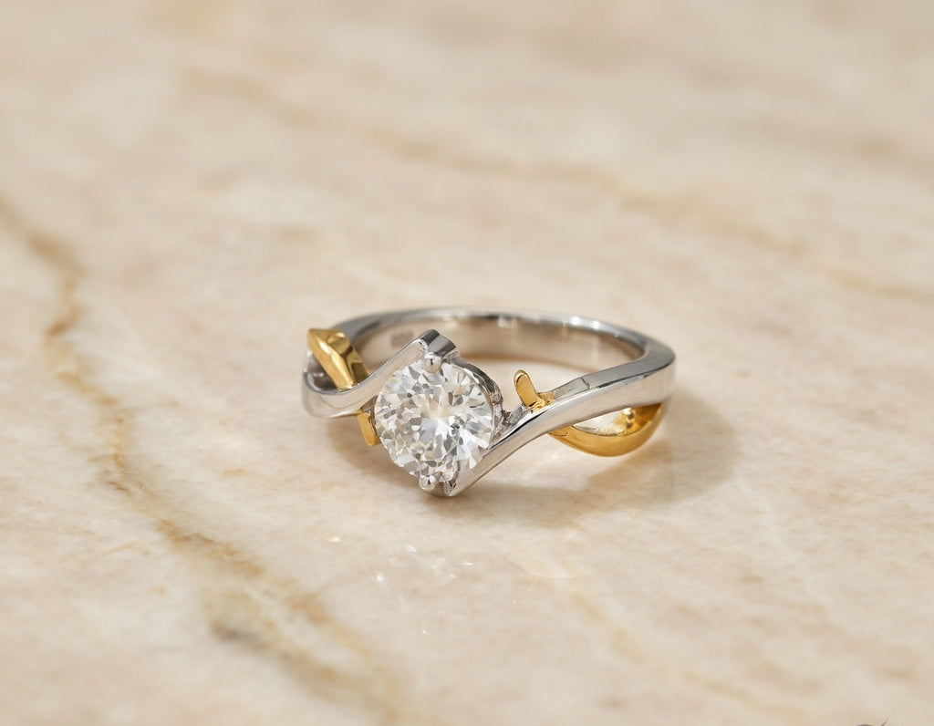 Timeless Solitaire Elegance